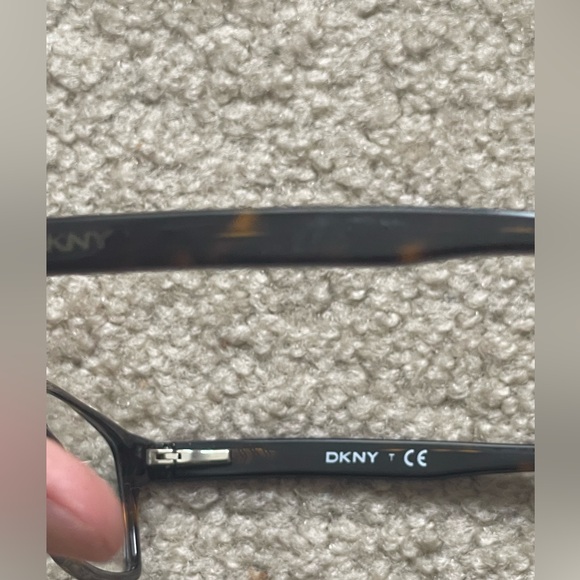 DKNY EYE GLASS FRAMES - Picture 3 of 3